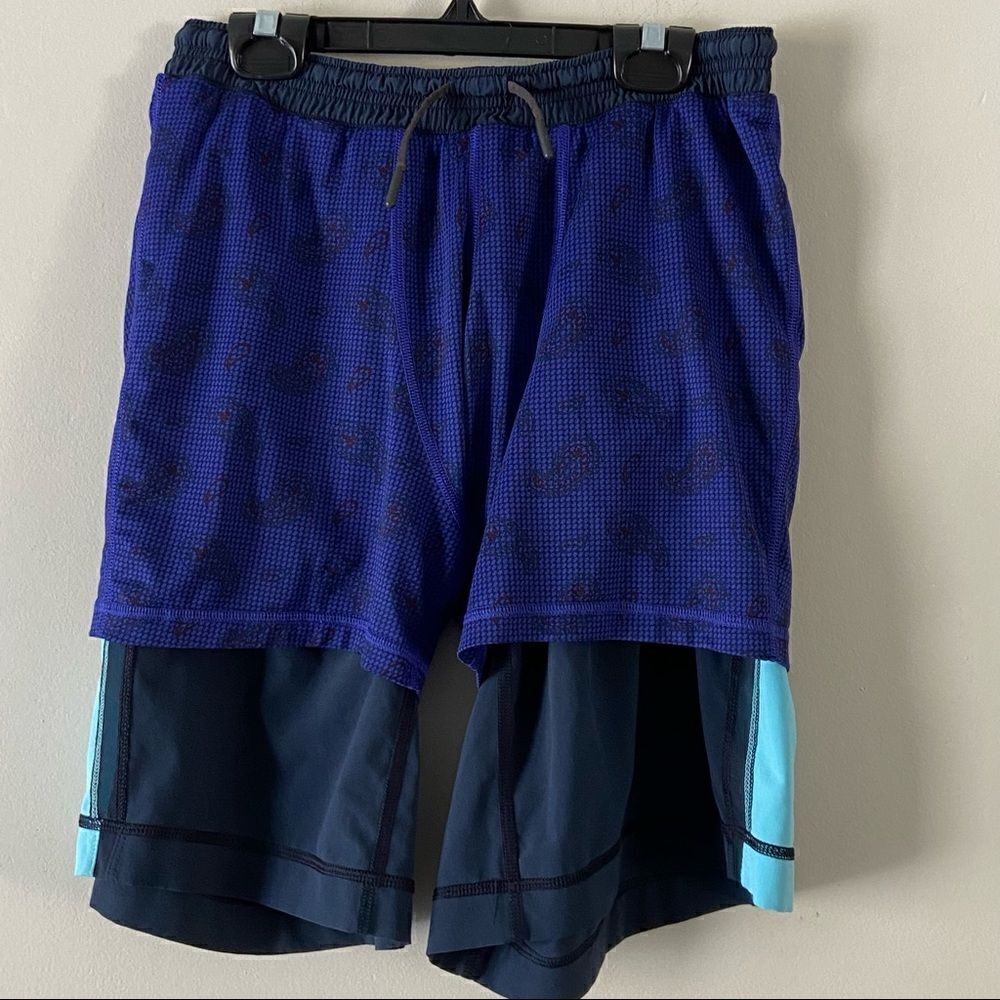 lululemon 9” Pace Breaker Short two toned blue lined - Picture 5 of 6
